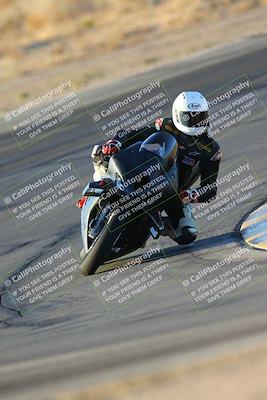 media/Oct-06-2024-Race Pace (Sun) [[d7d39ec7ad]]/1-Turn 10 (730am)/